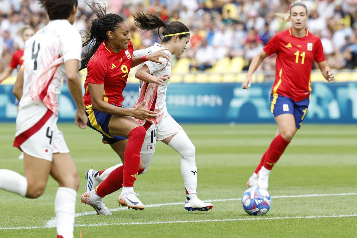 España - Japón, el partido de fútbol femenino de la fase de grupos de los Juegos Olímpicos, en imágenes.