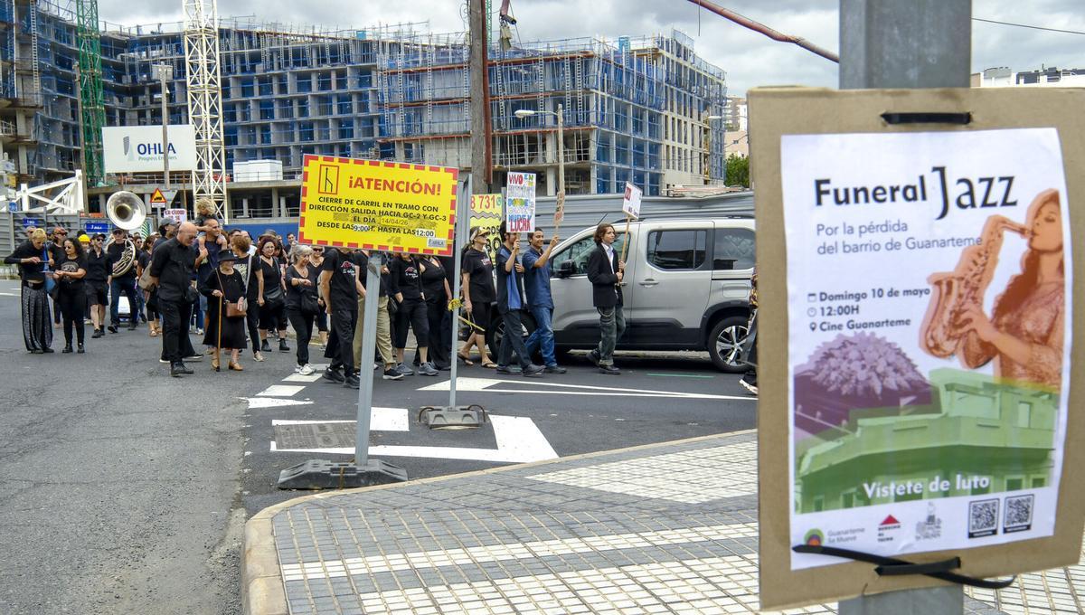 Manifiesto en rechazo a la gentrificación de Guanarteme durante el 'Funeral Jazz'