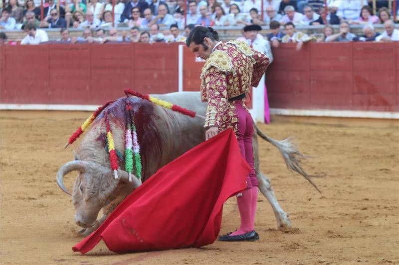 FOTOGALERÍA / FERIA EN LOS CALIFAS