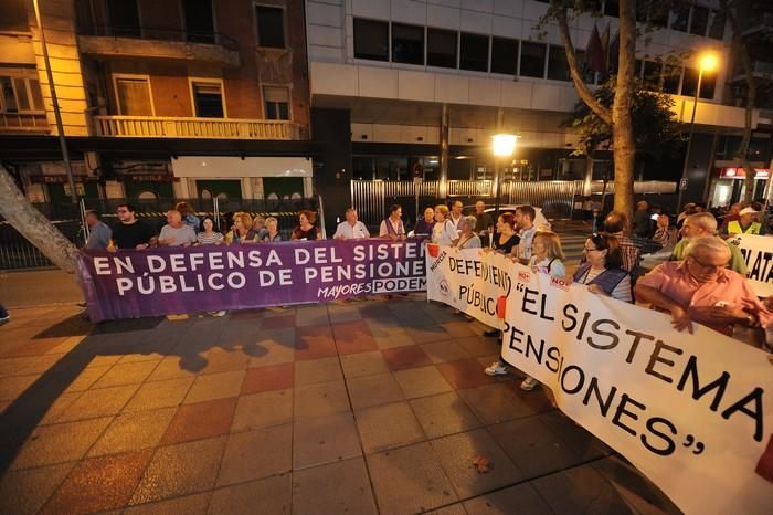 Los pensionistas toman la calle