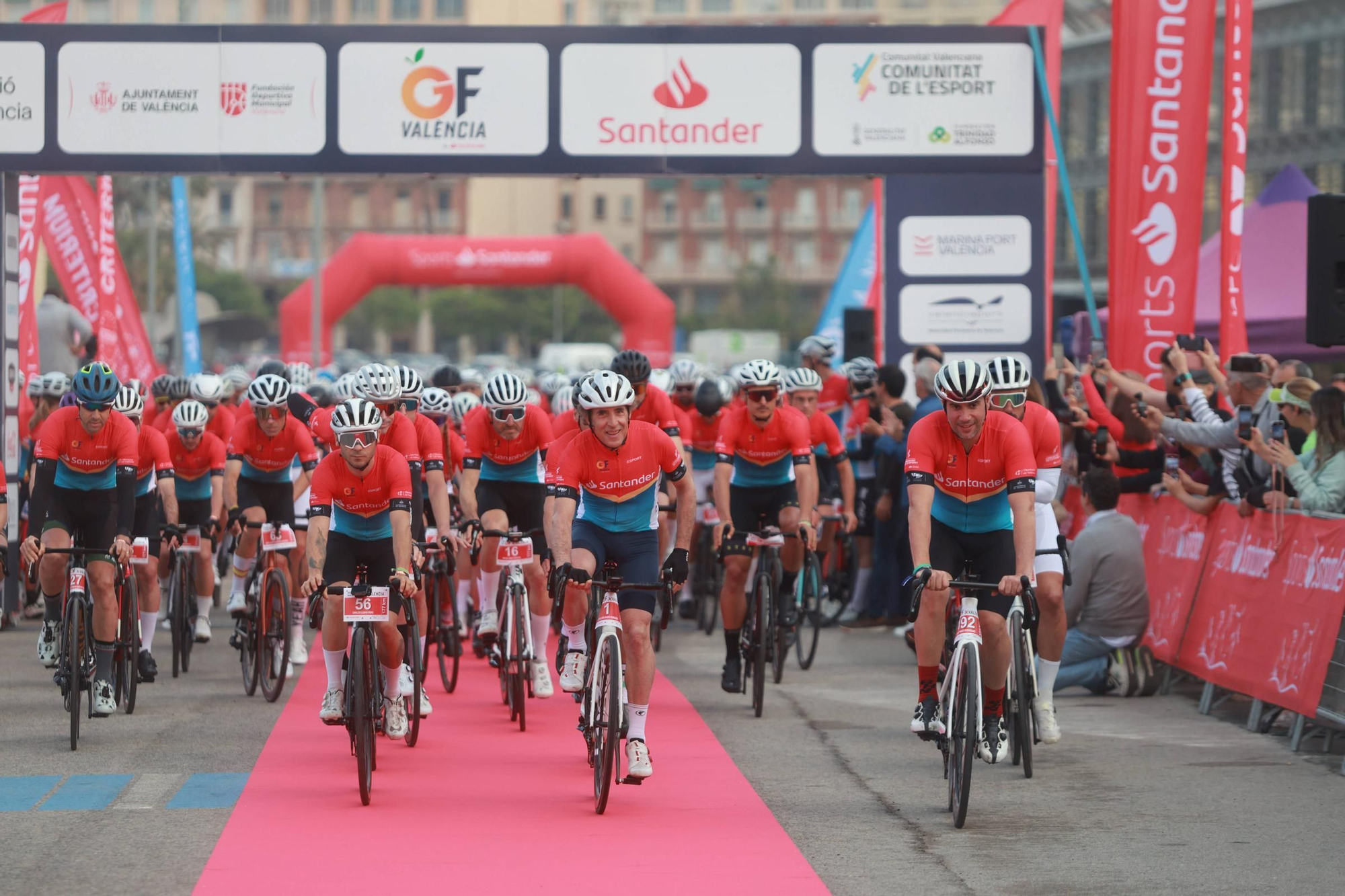 Búscate en el Gran Fondo por València 2025