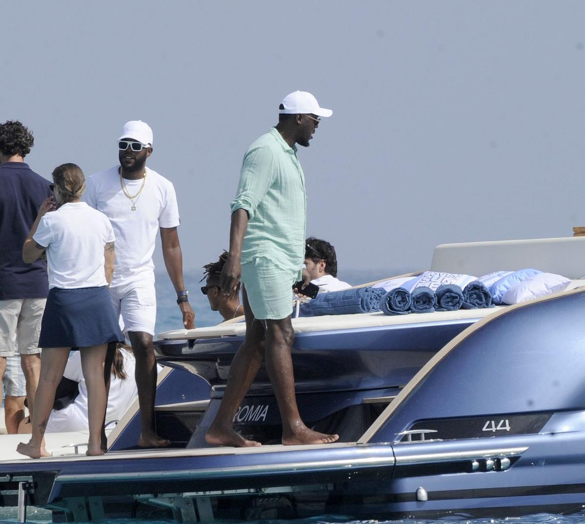 El exatleta jamaicano Usain Bolt disfruta del mar y la noche de Ibiza y Formentera
