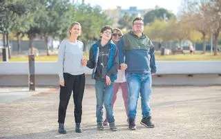Madres de hijos con discapacidad: Lo que nadie te cuenta cuando cumplen 18 años