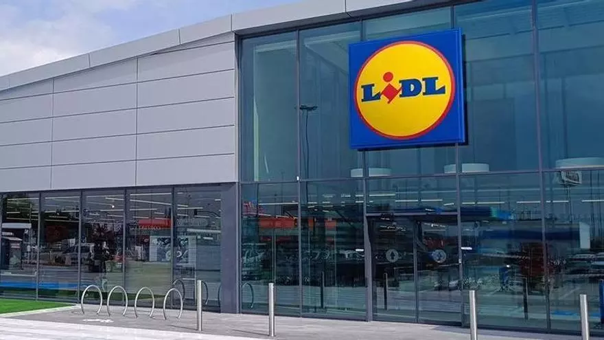 Mañana se esperan colas kilométricas en Lidl para conseguir el set de muebles de camping más barato del mercado: con múltiples posibilidades para disfrutar de actividades al aire libre