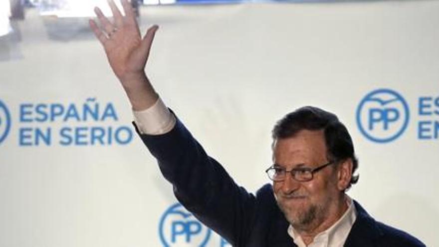 Rajoy subratlla que intenta formar un Govern estable