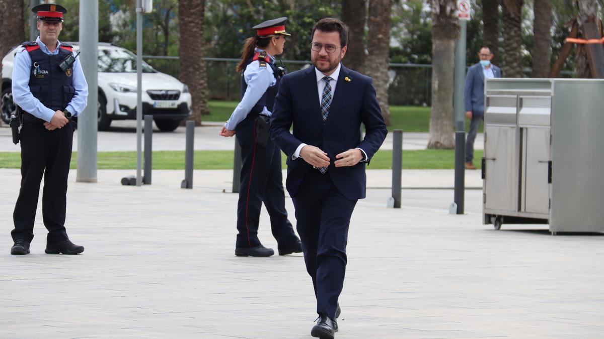 El president del Govern, Pere Aragonès, entra a la reunió anual del Cercle d&#039;Economia, que ha obert les portes aquest dimarts a l&#039;hotel W de Barcelona