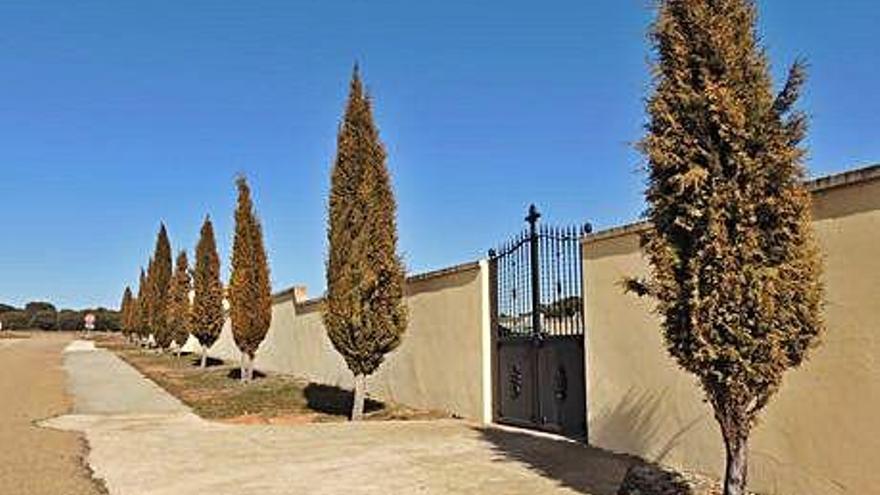 Cementerio de Santa Marta de Tera.