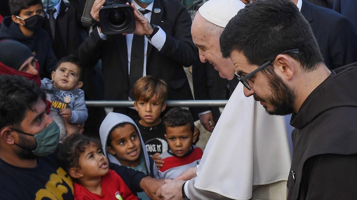 El Papa Francisco visita los Campos de refugiados de Lesbos en Grecia