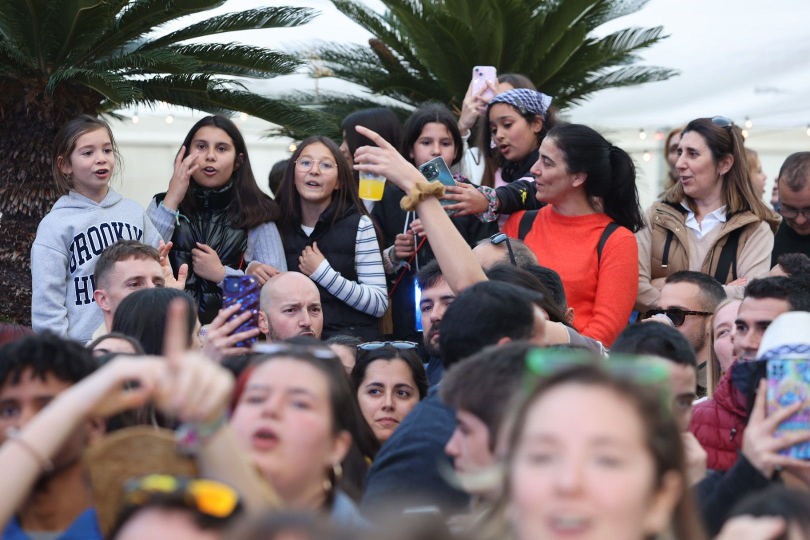 Galería imágenes: Leticia Sabater lo da todo en su actuación en Castelló