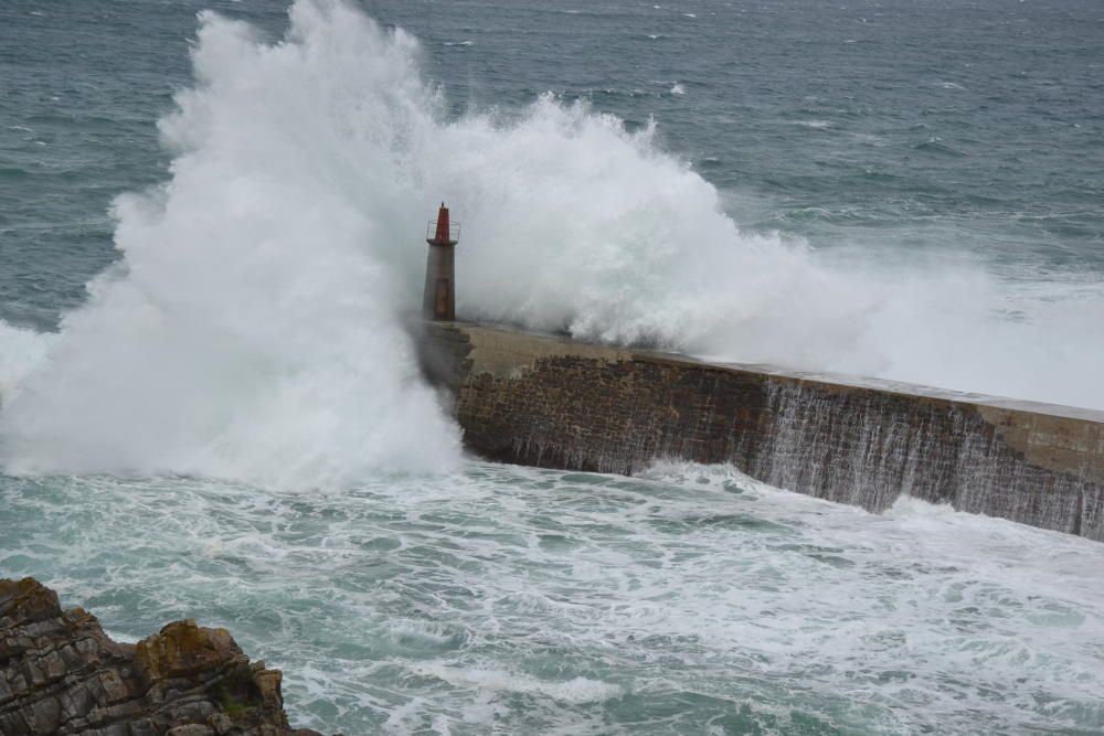 Temporal marítimo en Viavélez