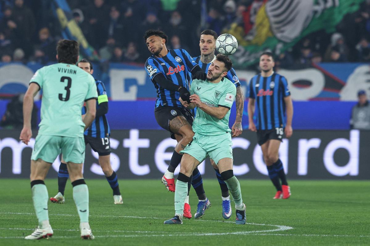 Una acción del Atalanta-Athletic.