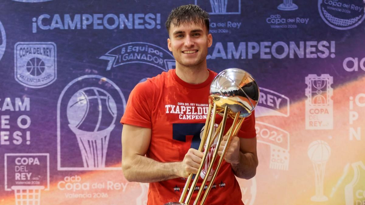 Rafa Villar, campeón de la Copa con el Baskonia a los 21 años, habla sobre lo que más importa en este tipo de momentos.