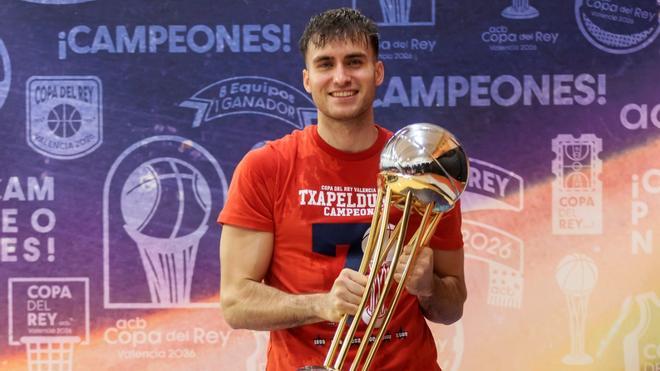 Rafa Villar completa la dirección de juego de Kids&Us Manresa