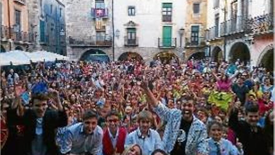 La plaça Major de Torroella.