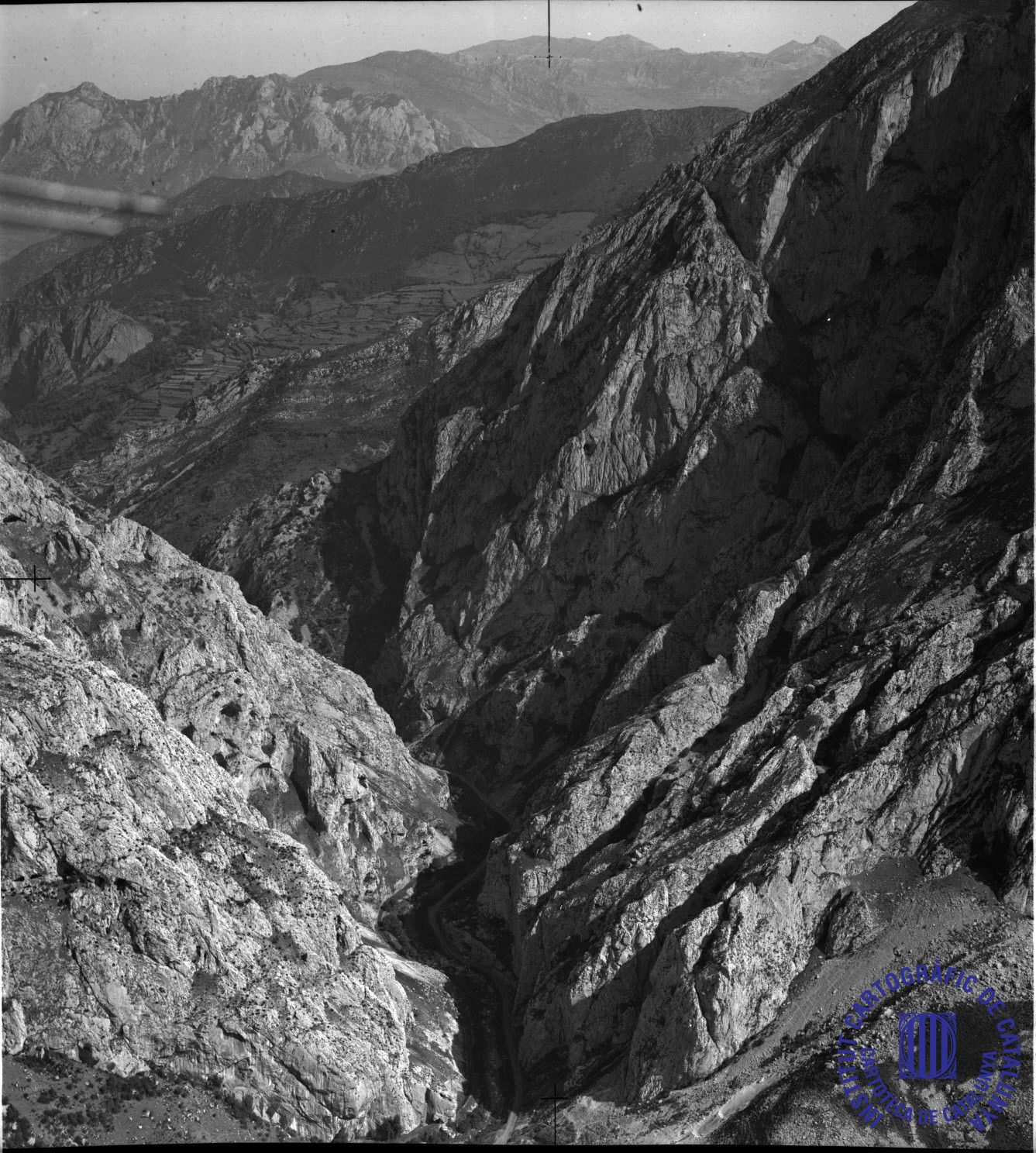 Un vuelo al pasado: así era Asturias, desde el aire, en 1962