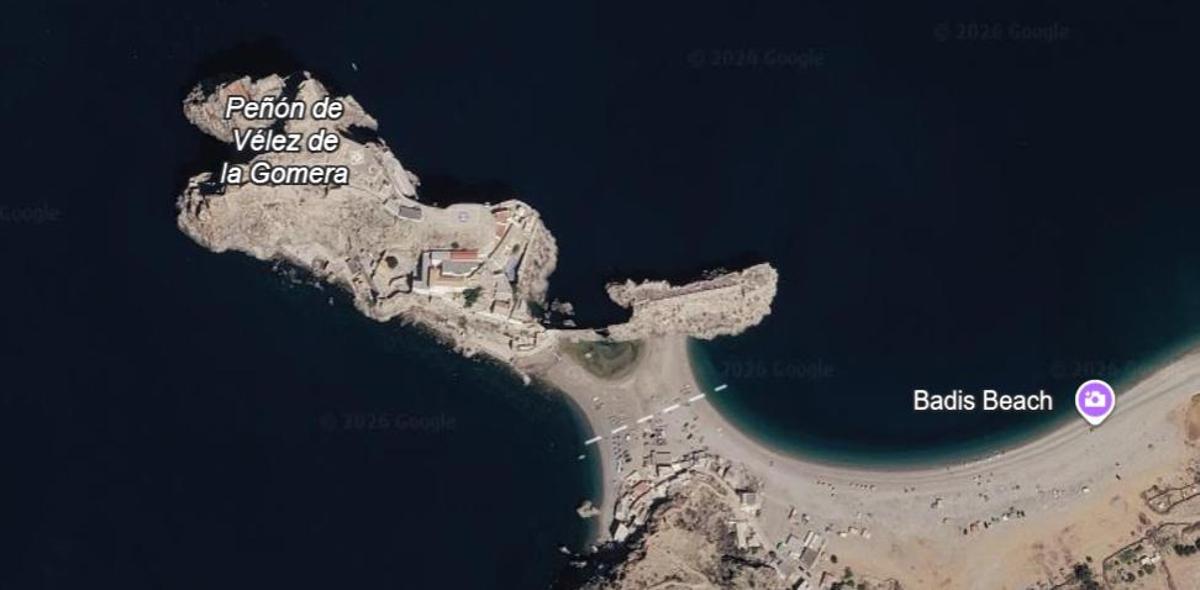 El peñón de Vélez de la Gomera, en una foto por satélite, unido al continente africano.
