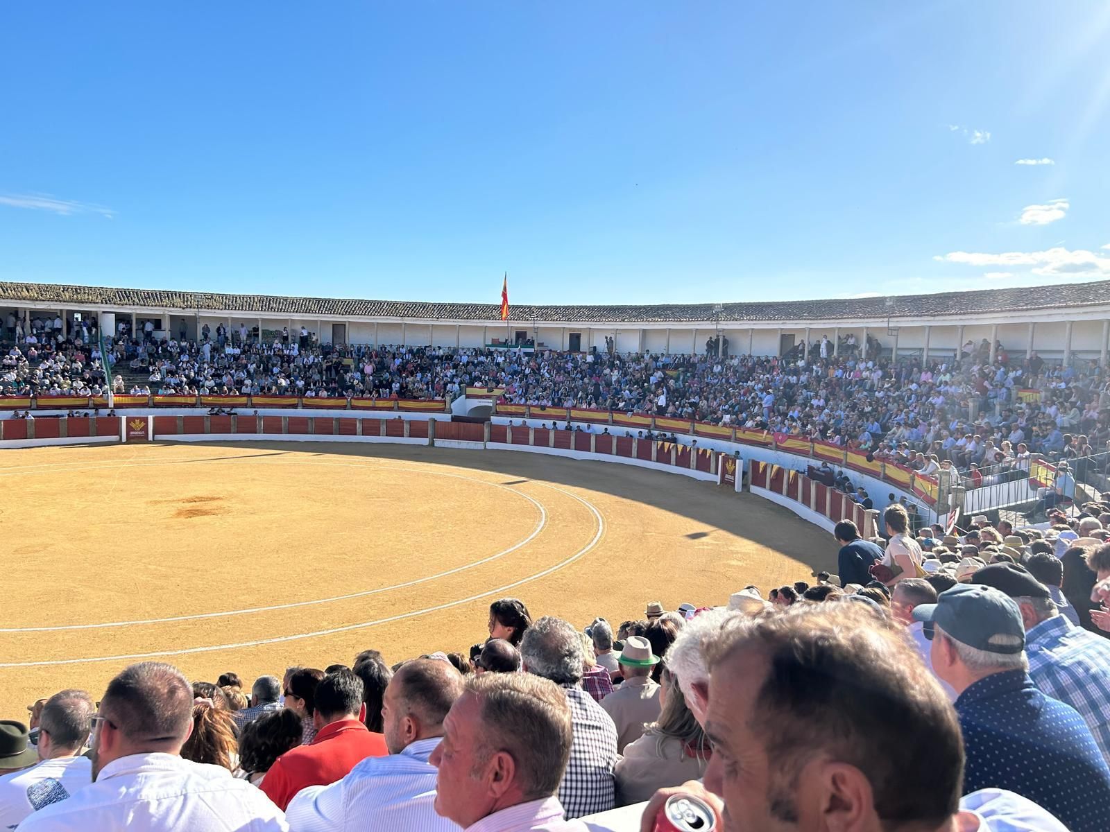 José Rojo toma la alternativa en Trujillo