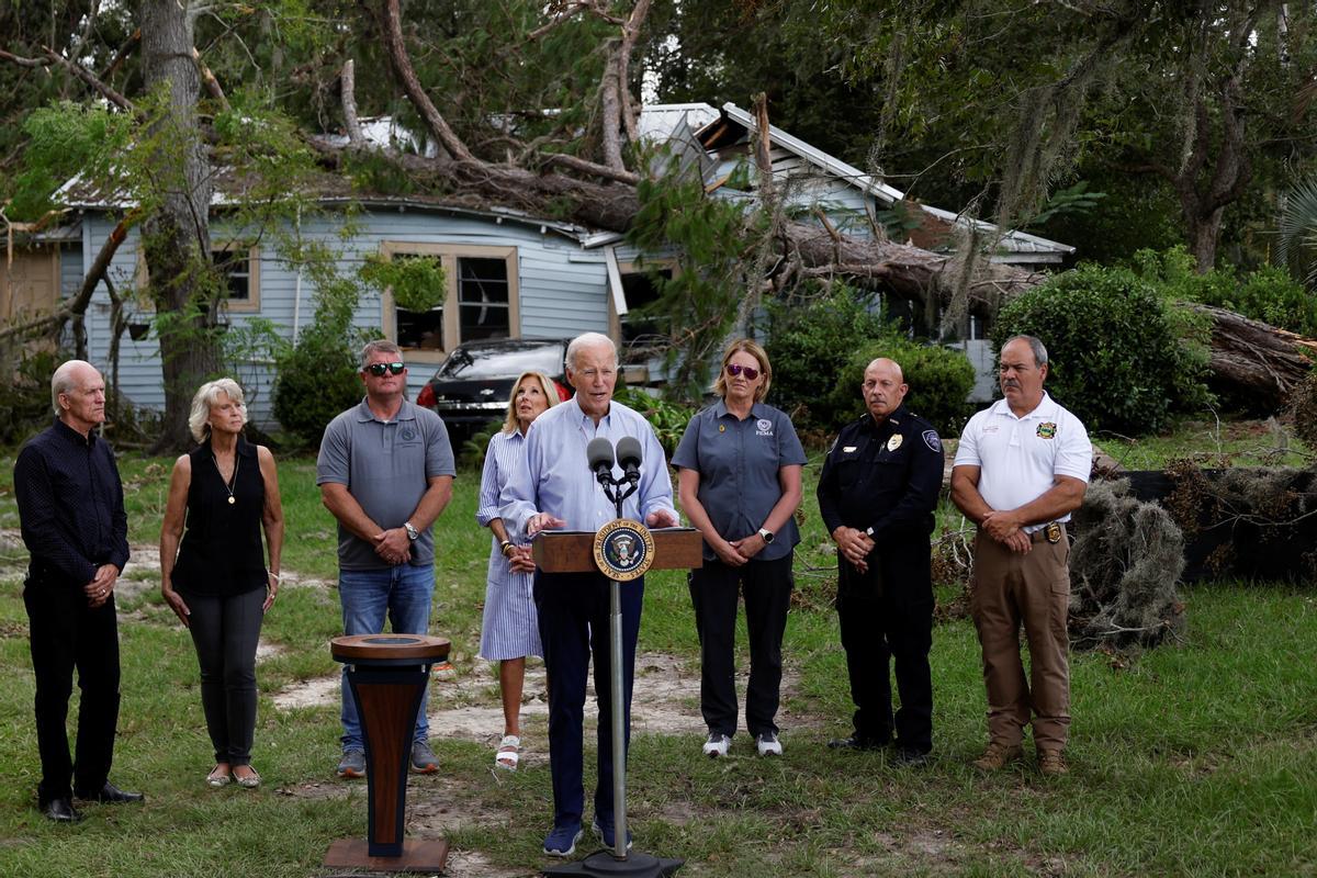 Biden visita a los afectados por el huracán Idalia en Florida