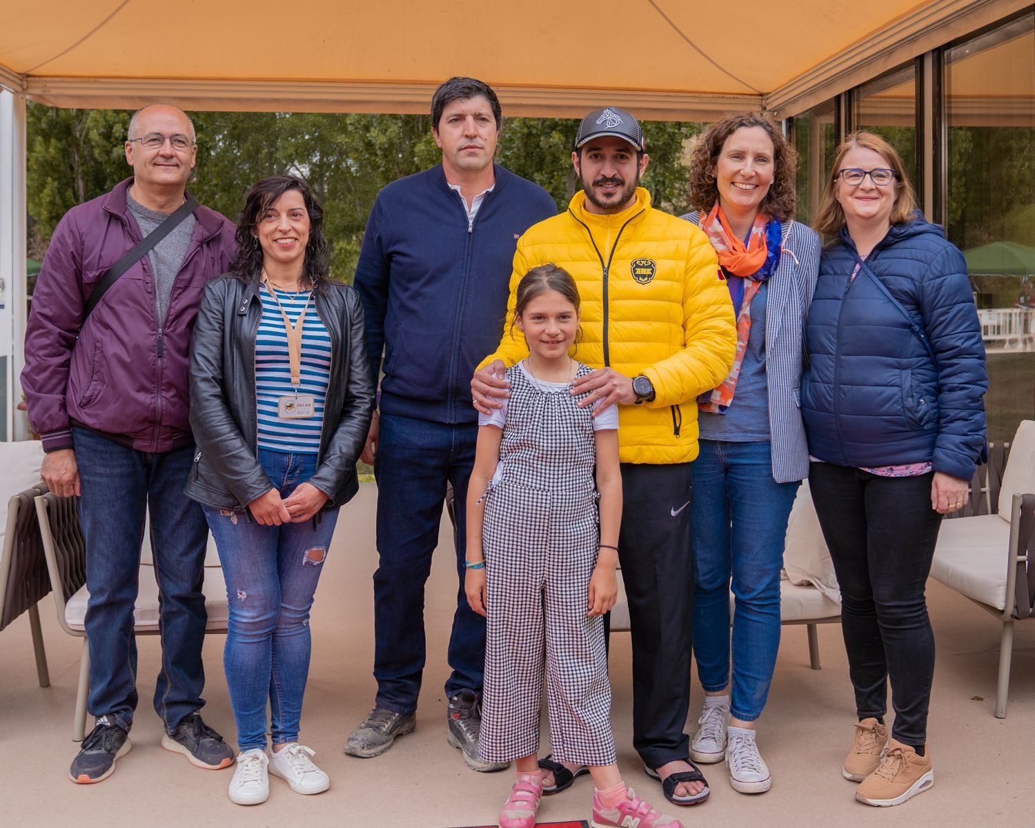 La familia real de Bahréin visita Ademuz y participa en una carrera hípica