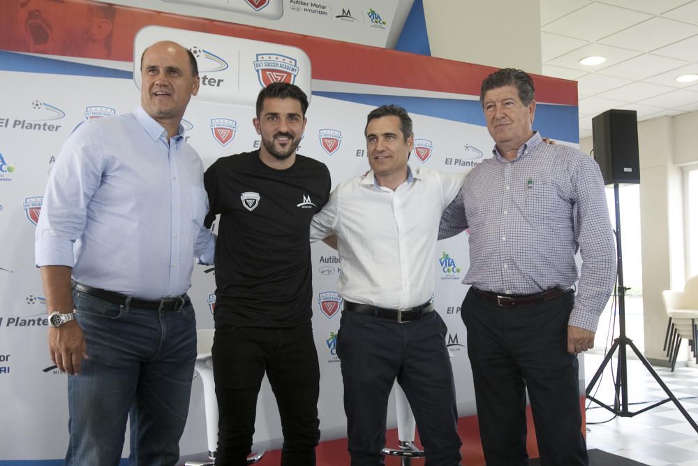 Inauguración de la escuela de fútbol de David Villa