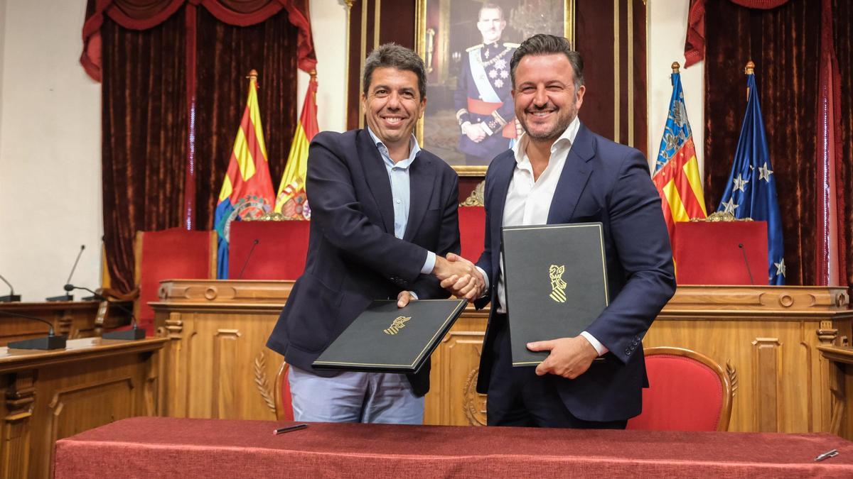 El presidente de la Generalitat y el alcalde de Elche firman el convenio de colaboración para acabar la Ronda Sur
