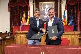 El presidente de la Generalitat y el alcalde de Elche firman el convenio de colaboración para acabar la Ronda Sur