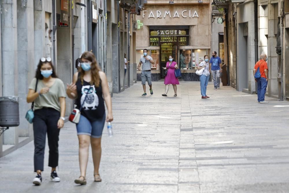 Arrenquen les restriccions per frenar la propagació del coronavirus a Girona i Salt