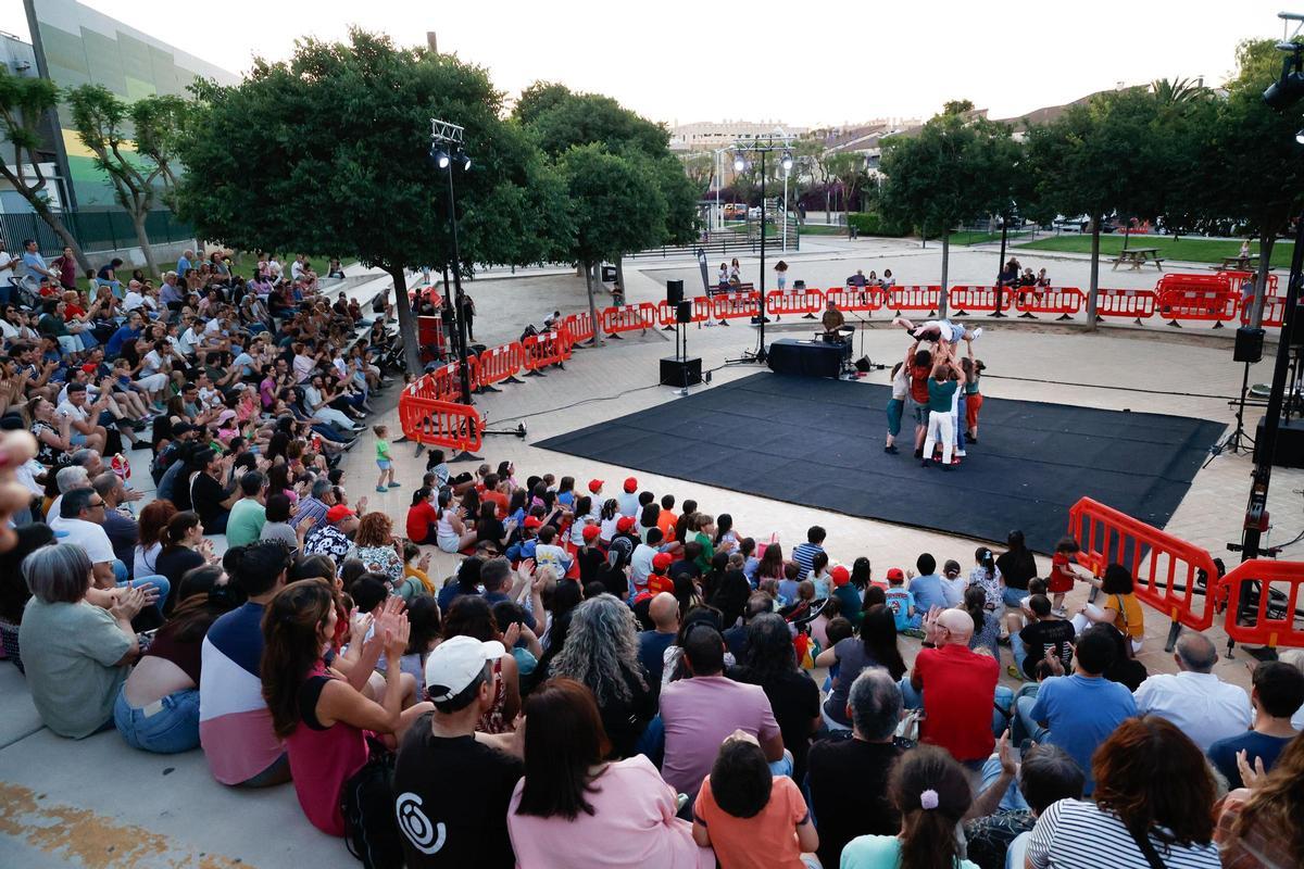 Mislata cierra con éxito la XII edición del MAC, consolidado como referente cultural de las artes escénicas en la calle.