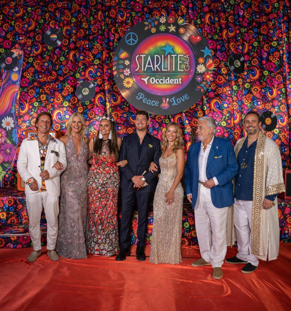 Alejandro Gravier, Valeria Mazza, Sandra García-San Juan, Michael Buble, Luisana Lopilato, Plácido Domingo e Ignacio Maluquer. Alejandro Gravier, Valeria Mazza, Sandra García-San Juan, Michael Buble, Luisana Lopilato, Plácido Domingo e Ignacio Maluquer.