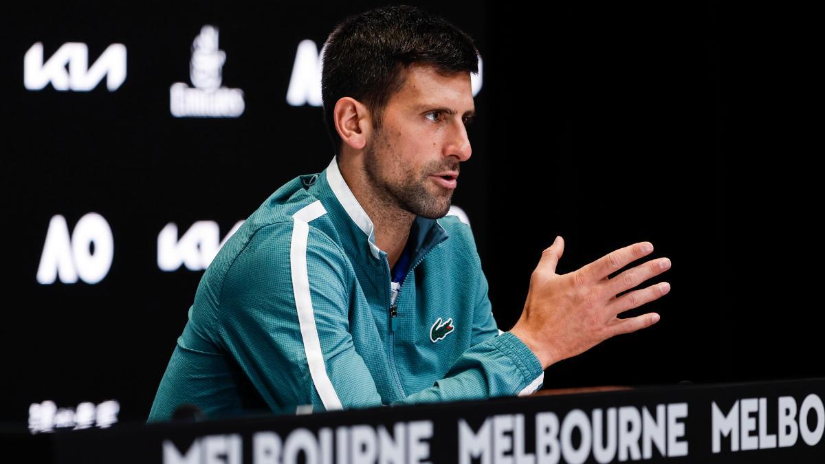Novak Djokovi durante la rueda de prensa en Melbourne