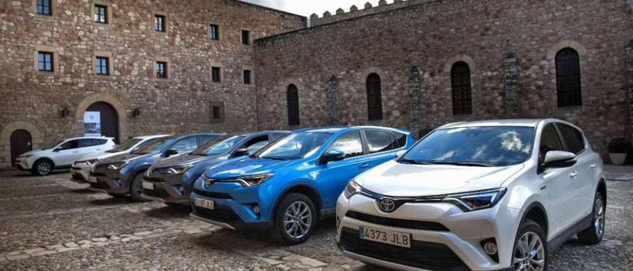 Toyota y Lexus disponen de una amplia gama de vehículos que se benefician del programa. // FDV