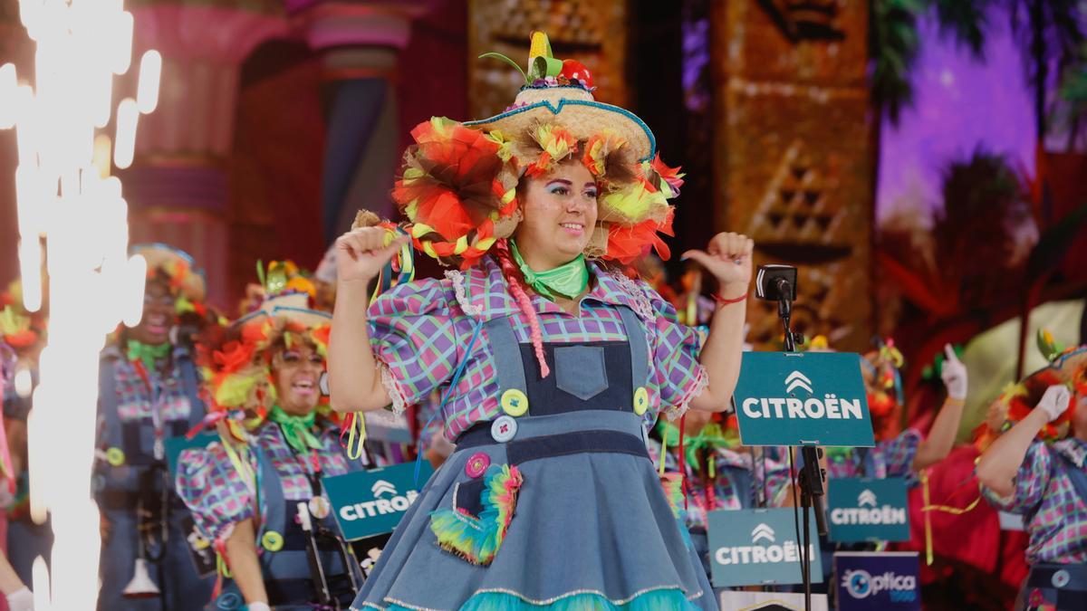 Las Lady’s Chancletas, durante su actuación en la Final del Concurso de Murgas del Carnaval de Las Palmas de Gran Canaria 2022.