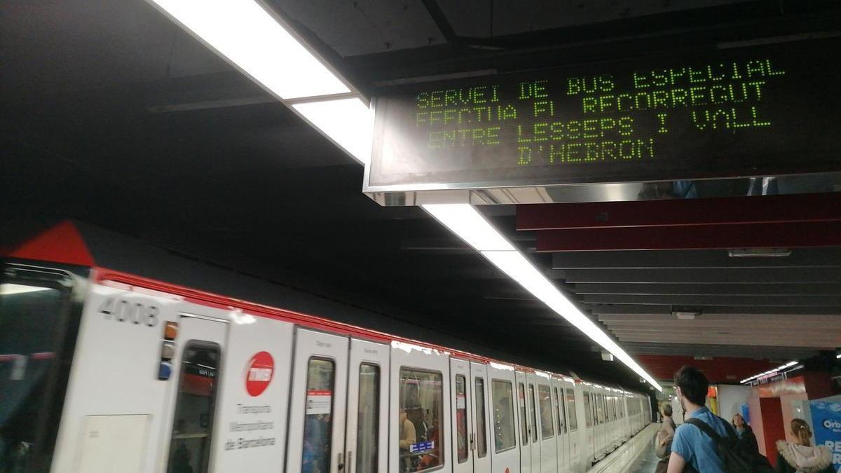 Tallada l’L3 del metro de Barcelona: cinc estacions sense servei i bus substitutori