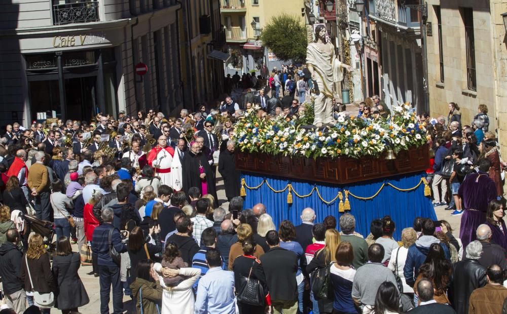 Procesión del Domingo de Resurección en Oviedo