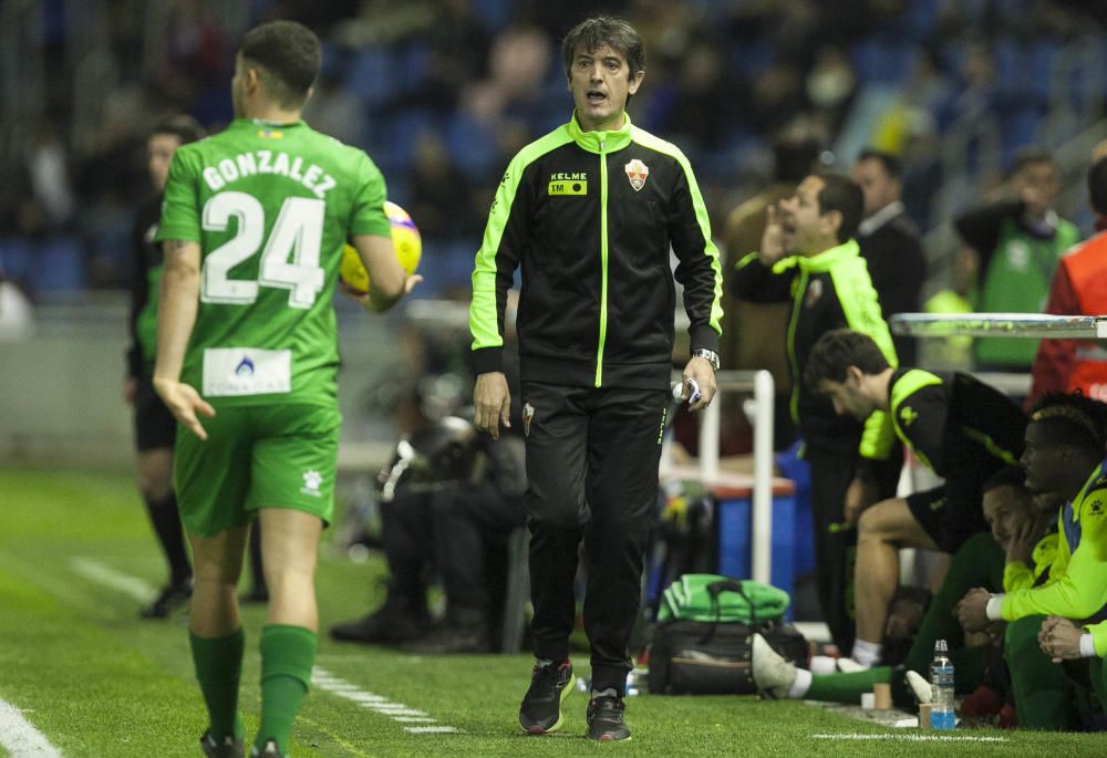 Nuevo varapalo a balón parado para el Elche (2-1)