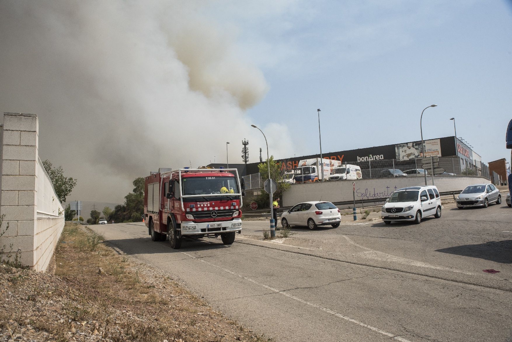 Incendi entre Bufalvent i el Pont de Vilomara