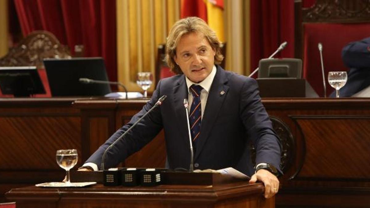 Jorge Campos en el Parlament