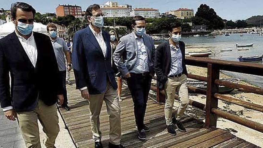 Rajoy, de paseo por Mugardos