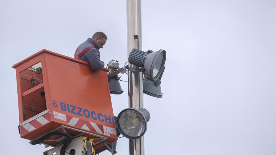 Eficiencia Energética renueva más de 2.350 luminarias con leds para reducir las emisiones de CO2 en Elche