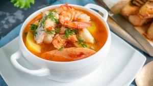 Sopa de pescado.