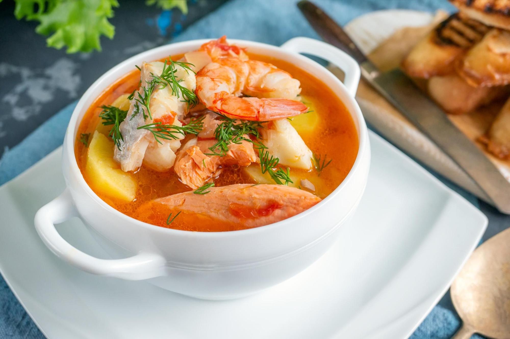 Sopa de pescado.