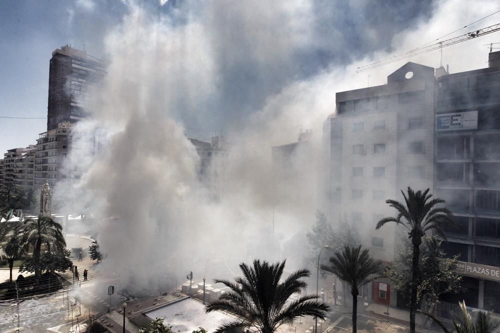 Mascletà Hogueras de Alicante 16 de junio