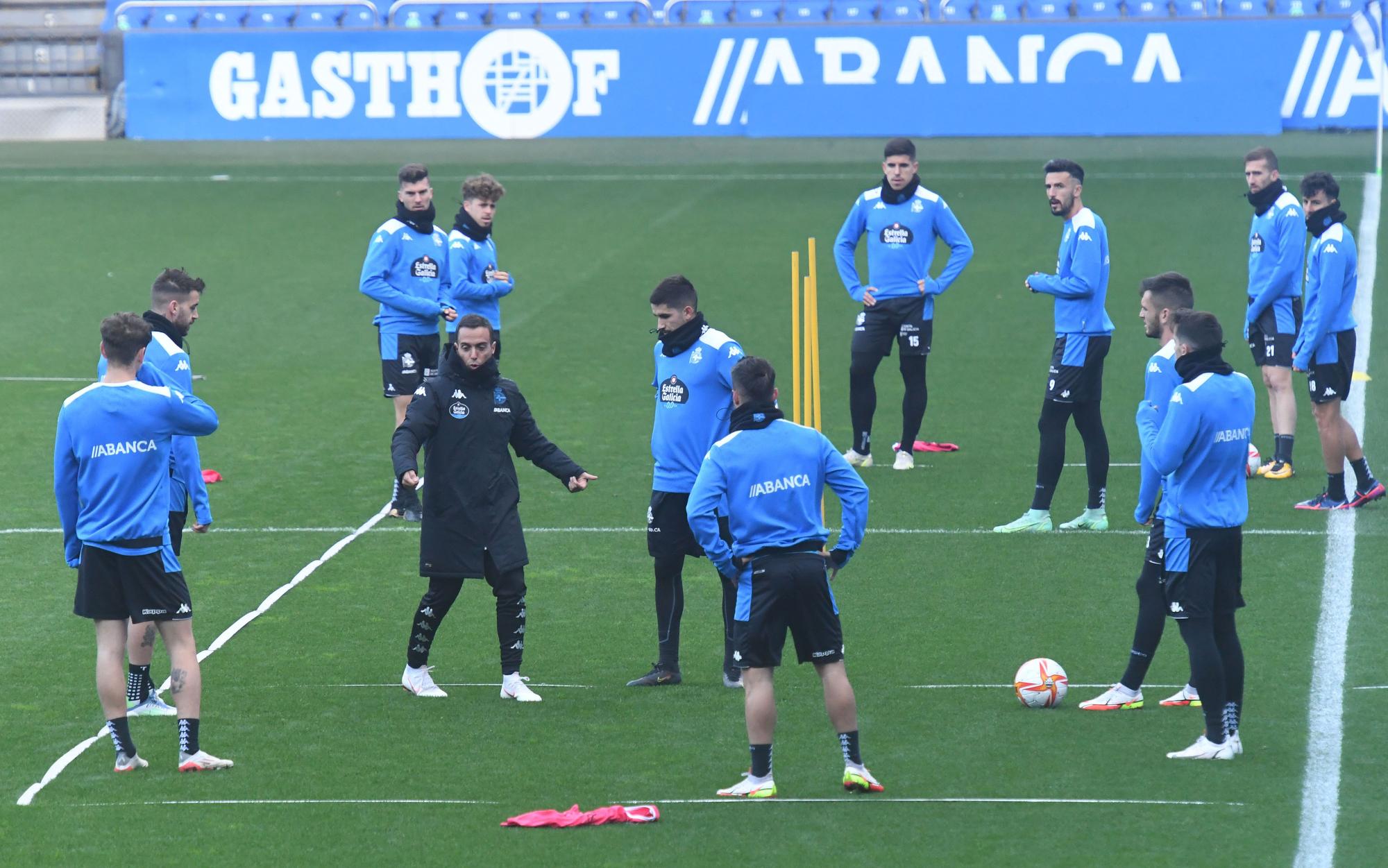 Último entrenamiento del Deportivo antes de medirse al Bilbao Athletic