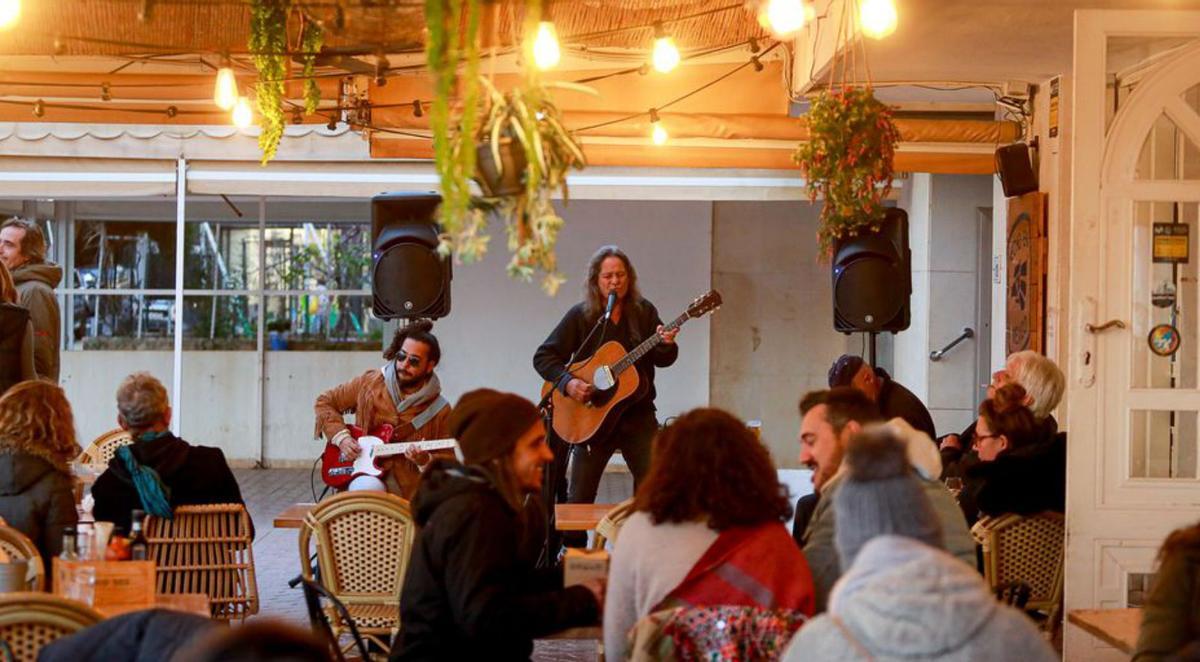 Las bandas actúan este fin de semana en todo el pueblo. |