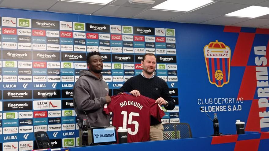 Mo Dauda en su presentación: &quot;Veo el club con buenos objetivos&quot;