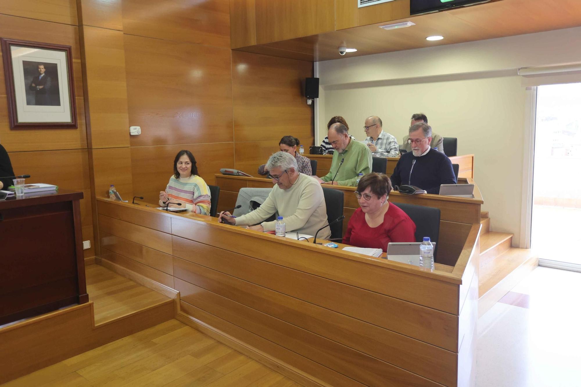 Martín Seco toma posesión como concejal del PSOE en Arteixo