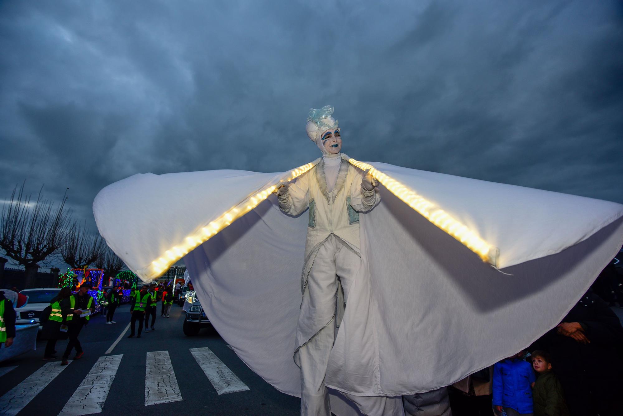 Todas las imágenes de la cabalgata de Reyes Magos 2023 en A Coruña