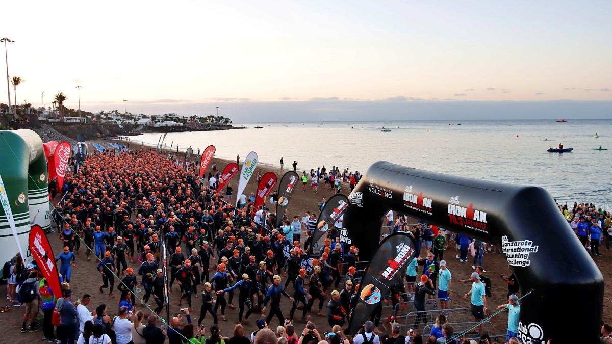 IRONMAN LANZAROTE 2023: Puerto del Carmen ya está preparada para la  celebración del Ironman Lanzarote 2023