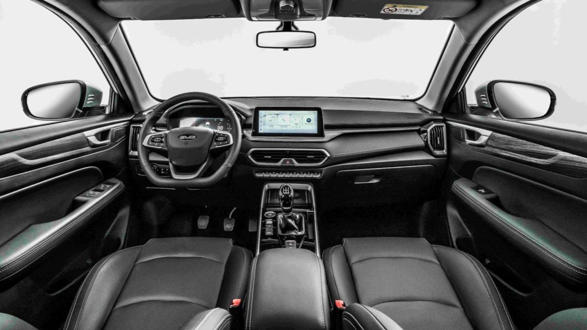 Interior del EVO Cuatro GLP CVT