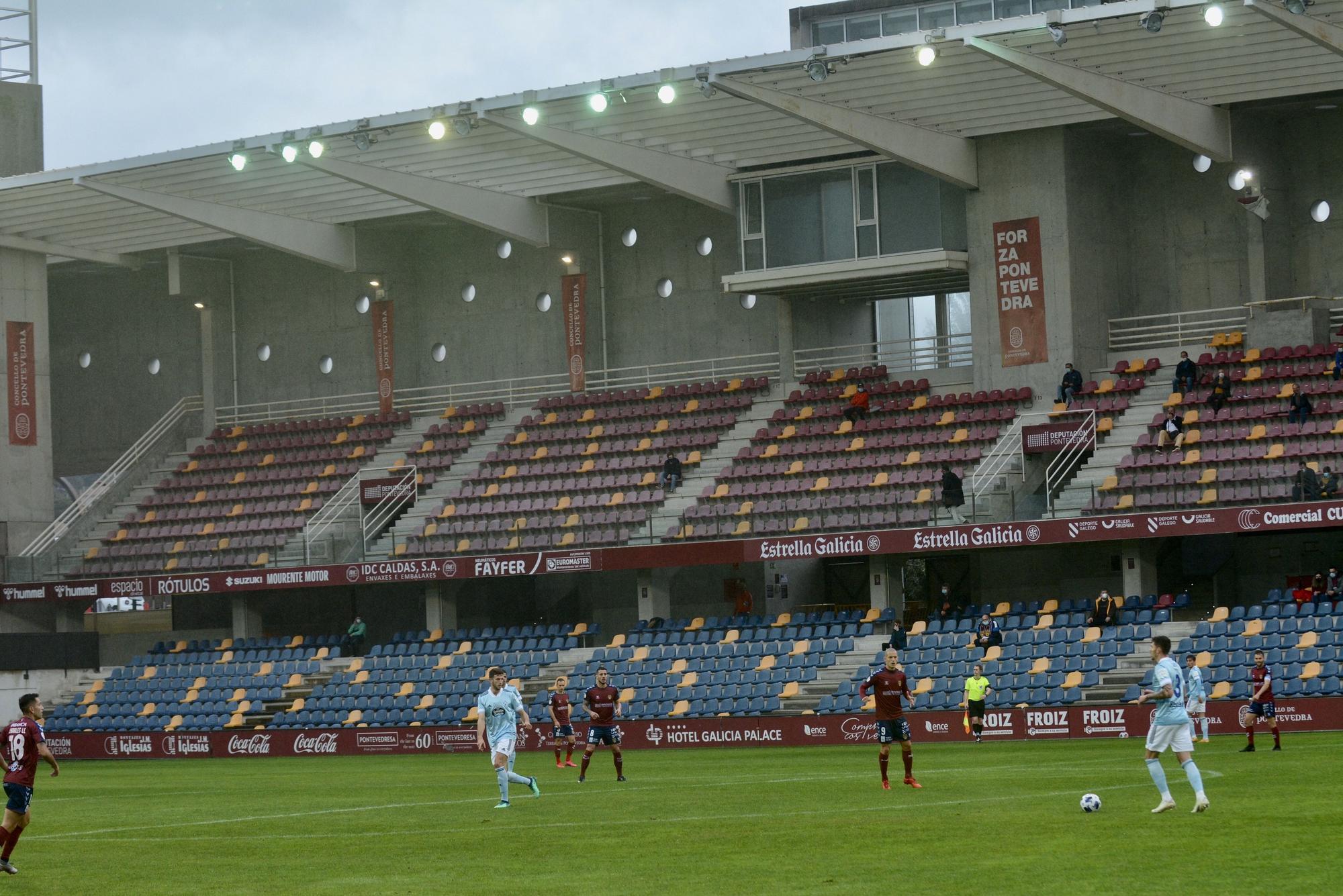 El Pontevedra se lleva el derbi en Pasarón